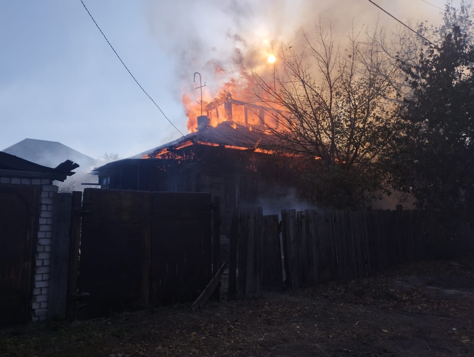 Дом сгорел в Семее - Semey Ainasy