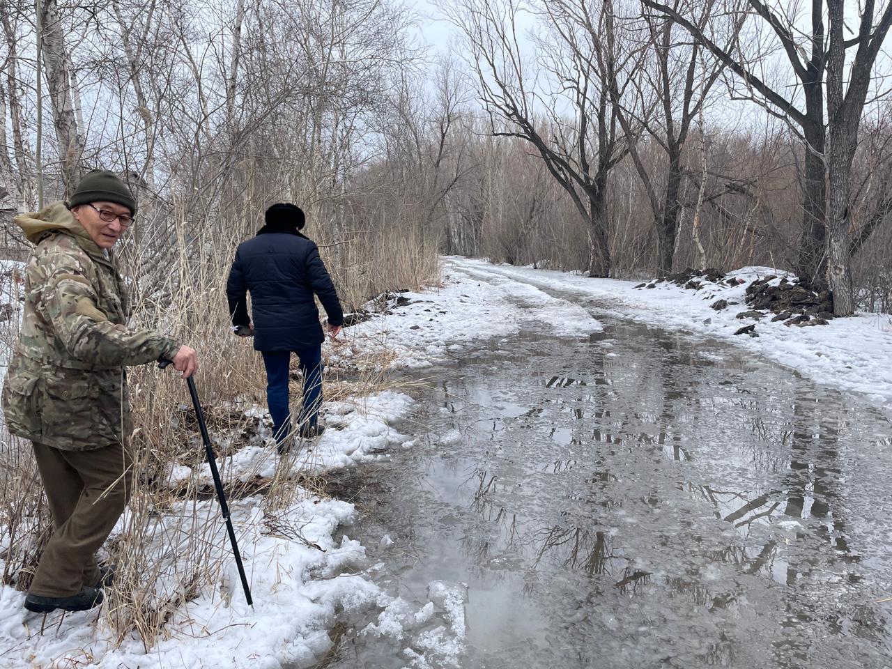 Виноват паводок или подрядчик? В Семее топит улицы и дома - Semey Ainasy