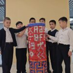 Школьники «Келешек мектеп» города Семей изготовили EcoBox из пластиковых крышек