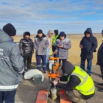 Общественник из области Абай проверил асфальт трассы и получил иск от CITIC Construction