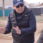 Аким города встретился с жителями села Жаркын